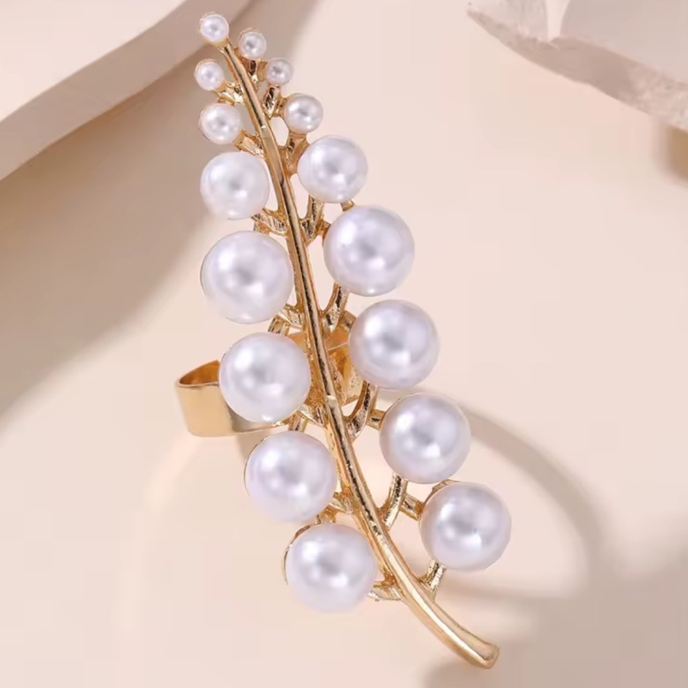 Zara new!!! model adjustable casual leaf Gold and Pearl Women's Ring - Picture 6 of 7